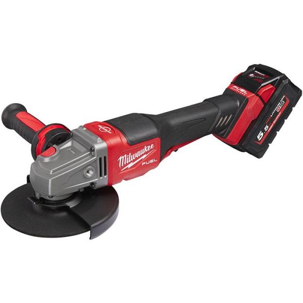 Milwaukee M18 FHSAG125XPDB-552X Vinkelsliper med 5,5 Ah-batterier og lader