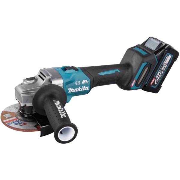 Makita GA005GM201 XGT Vinkelsliper med 40 V 4,0 Ah-batterier, lader og koffert.