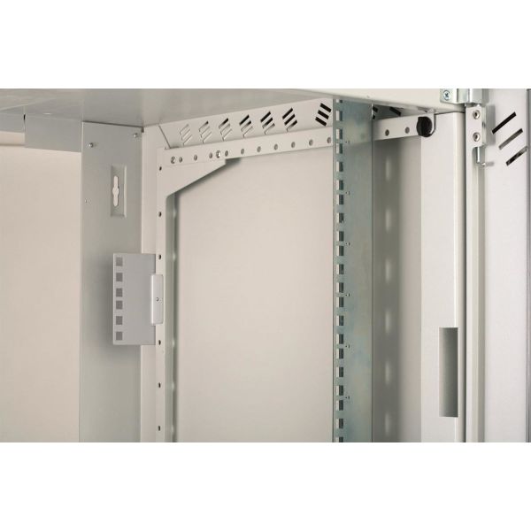 Schneider Electric NSYSSOPB Stativskinner for skinner i bakplan