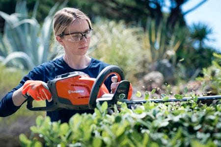 Husqvarna Batteripakke Trimmer 115iL og Hekksaks 115iHD45